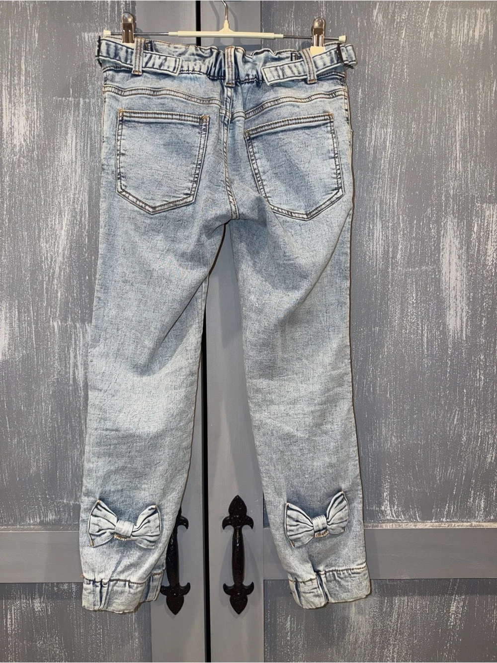 Love Trends Light Wash Bow Detail Denim Jogger Jeans